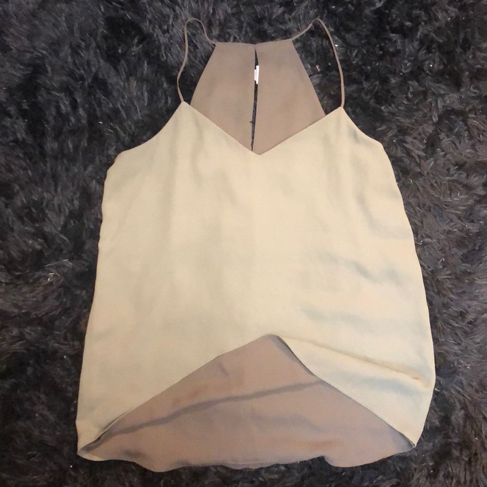 Reversible Top